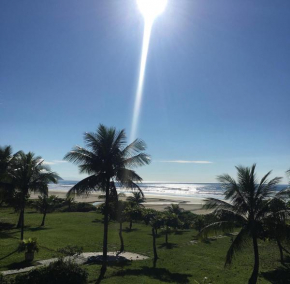 Pé na areia mais tranquilo de Bertioga - Maitinga